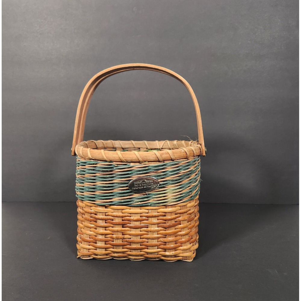 BATH & BODY WORKS Vtg Woven Basket Green Tan Decor Cottage Cottagecore Farmhouse